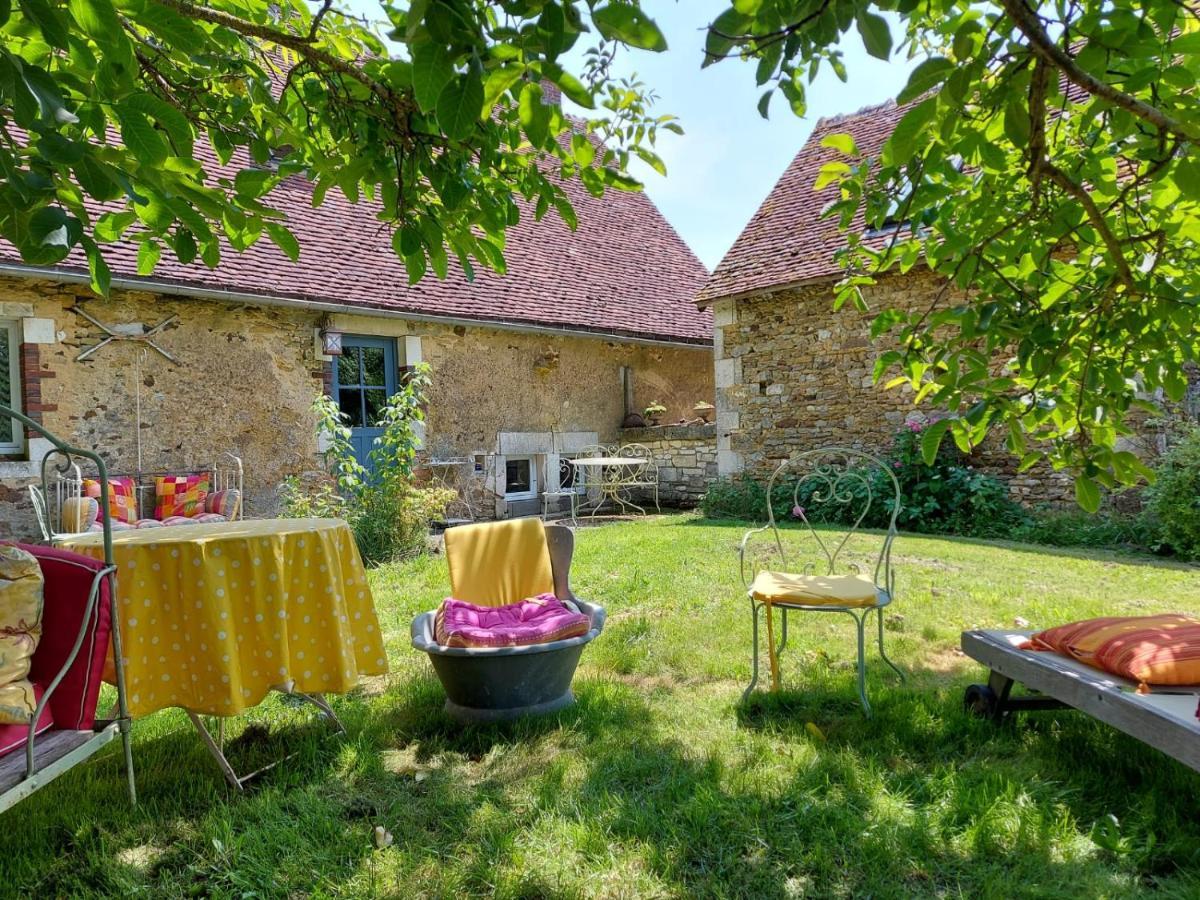 Les Toitons Hotel Levis Екстериор снимка